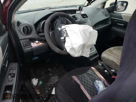 ✅ 2012 Mazda 5 Touring • VIN: JM1CW2CL4C0139386 • Лот: 90782505. Опубликован ранее на Copart с пробегом 174 278 миль. Бесплатный доступ к архиву аукционных продаж из США и подробный отчёт об истории автомобиля на DreamBid. Изображение 8.