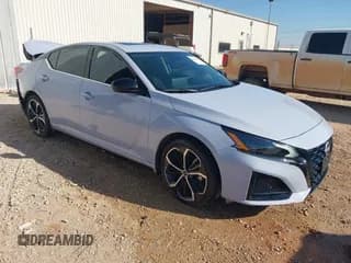 ✅ 2025 Nissan Altima SR • VIN: 1N4BL4CV3SN329818 • Lot: 43442088. Listed on IAAI with 2,937 mi. Free auction sales archive from the USA and detailed vehicle history report at DreamBid. Image 1.