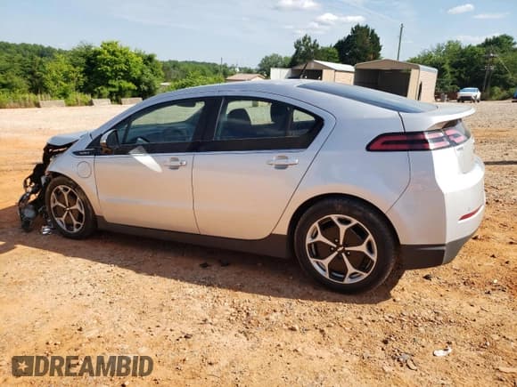 ✅ 2014 Chevrolet Volt • VIN: 1G1RC6E47EU126331 • Lot: 55901474. Wystawiony na Copart z przebiegiem 117 821 mil. Bezpłatny archiwum sprzedaży aukcyjnych z USA i szczegółowy raport historii pojazdu na DreamBid. Zdjęcie 2.
