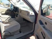 ✅ 2004 Chevrolet Tahoe LT • VIN: 1GNEC13Z64R282795 • Lot: 43714582. Listed on IAAI with 153,861 mi. Free auction sales archive from the USA and detailed vehicle history report at DreamBid. Image 5.