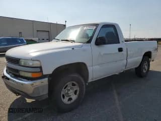 ✅ 2002 Chevrolet Silverado 1500 • VIN: 1GCEK14V32Z251007 • Лот: 84280835. Опубликован ранее на Copart с пробегом 192 899 миль. Бесплатный доступ к архиву аукционных продаж из США и подробный отчёт об истории автомобиля на DreamBid. Изображение 1.