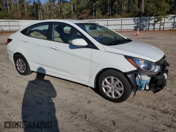 ✅ 2014 Hyundai Accent GLS • VIN: KMHCT4AE8EU701757 • Лот: 80267814. Опубликован ранее на Copart с пробегом 85 958 миль. Бесплатный доступ к архиву аукционных продаж из США и подробный отчёт об истории автомобиля на DreamBid. Изображение 4.