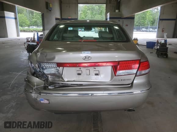 2007 Hyundai Azera SE с VIN KMHFC46F67A240688, выставлен на аукционе Copart как лот 58366345 с пробегом 261 260 миль миль и Списание • Salvage title. История ставок и продаж доступна на DreamBid. Изображение 6.