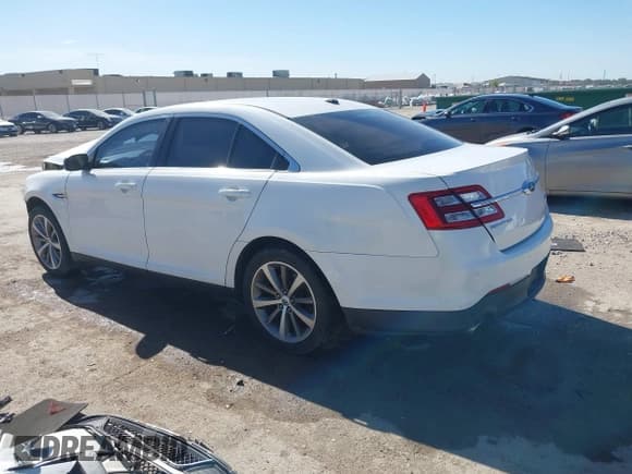 ✅ 2013 Ford Taurus Limited • VIN: 1FAHP2F81DG226591 • Lot: 43516816. Listed on IAAI with 218,666 mi. Free auction sales archive from the USA and detailed vehicle history report at DreamBid. Image 3.