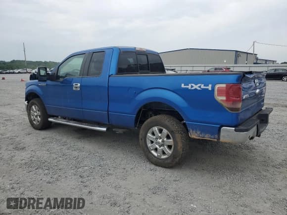 ✅ 2014 Ford F-150 XL • VIN: 1FTFX1ET0EFA26875 • Lot: 57308115. Wystawiony na Copart z przebiegiem 184 709 mil. Bezpłatny archiwum sprzedaży aukcyjnych z USA i szczegółowy raport historii pojazdu na DreamBid. Zdjęcie 2.