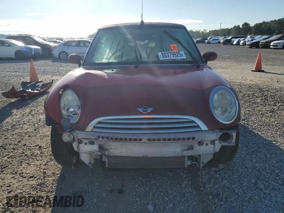 ✅ 2007 MINI Convertible • VIN: WMWRF33597TF66875 • Lot: 80379925. Wystawiony na Copart z przebiegiem 168 332 mil. Bezpłatny archiwum sprzedaży aukcyjnych z USA i szczegółowy raport historii pojazdu na DreamBid. Zdjęcie 5.