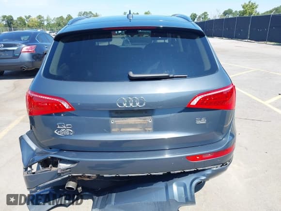 ✅ 2010 Audi Q5 Premium Plus • VIN: WA1LKAFP3AA024011 • Лот: 43168906. Опубликован ранее на IAAI с пробегом 133 854 миль. Бесплатный доступ к архиву аукционных продаж из США и подробный отчёт об истории автомобиля на DreamBid. Изображение 17.