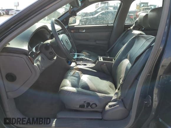 ✅ 2002 Cadillac Seville Luxury SLS • VIN: 1G6KS54YX2U154438 • Лот: 67893314. Опубликован ранее на Copart с пробегом 115 313 миль. Бесплатный доступ к архиву аукционных продаж из США и подробный отчёт об истории автомобиля на DreamBid. Изображение 7.