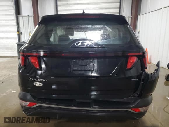 ✅ 2024 Hyundai Tucson SE • VIN: 5NMJACDE3RH414167 • Lot: 58067415. Wystawiony na Copart z przebiegiem 7 646 mil. Bezpłatny archiwum sprzedaży aukcyjnych z USA i szczegółowy raport historii pojazdu na DreamBid. Zdjęcie 6.