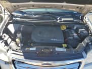 ✅ 2016 Chrysler Town & Country Touring • VIN: 2C4RC1BG5GR191557 • Lot: 90914865. Wystawiony na Copart z przebiegiem 115 258 mil. Bezpłatny archiwum sprzedaży aukcyjnych z USA i szczegółowy raport historii pojazdu na DreamBid. Zdjęcie 12.