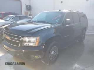 2007 Chevrolet Suburban LT z VIN 3GNFC16087G113822, wystawiony jako IAAI lot #43353180 z przebiegiem 269 106 mil mil oraz . Historia ofert i sprzedaży dostępna na DreamBid. Obrazek 2.