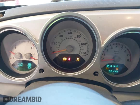 ✅ 2010 Chrysler PT Cruiser • VIN: 3A4GY5F98AT143643 • Lot: 43926893. Listed on IAAI with 95,449 mi. Free auction sales archive from the USA and detailed vehicle history report at DreamBid. Image 7.