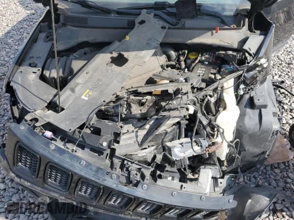 ✅ 2018 Jeep Compass Altitude • VIN: 3C4NJCBB3JT494281 • Lot: 68525005. Listed on Copart with 75,431 mi. Free auction sales archive from the USA and detailed vehicle history report at DreamBid. Image 12.