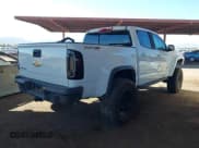 ✅ 2018 Chevrolet Colorado 4WD ZR2 • VIN: 1GCPTEE16J1104749 • Лот: 43376069. Опубликован ранее на IAAI с пробегом 129 836 миль. Бесплатный доступ к архиву аукционных продаж из США и подробный отчёт об истории автомобиля на DreamBid. Изображение 4.