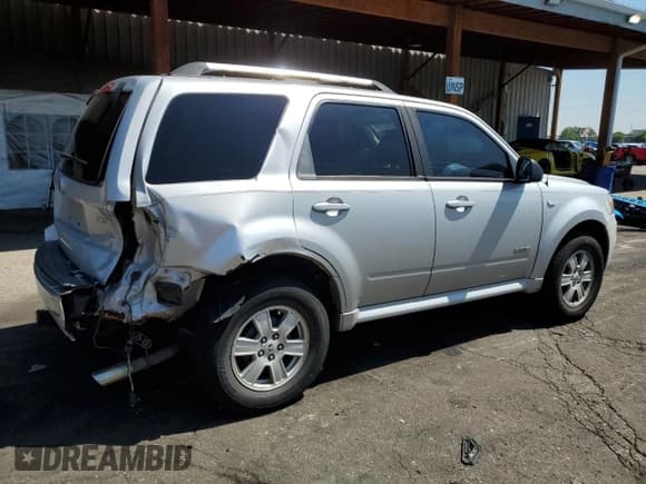 ✅ 2008 Mercury Mariner • VIN: 4M2CU91178KJ04136 • Lot: 60234715. Listed on Copart with 202,444 mi. Free auction sales archive from the USA and detailed vehicle history report at DreamBid. Image 3.