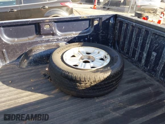 ✅ 2012 Chevrolet Silverado 1500 LT • VIN: 1GCPKSE74CF145134 • Lot: 43698193. Wystawiony na IAAI z przebiegiem 156 828 mil. Bezpłatny archiwum sprzedaży aukcyjnych z USA i szczegółowy raport historii pojazdu na DreamBid. Zdjęcie 12.