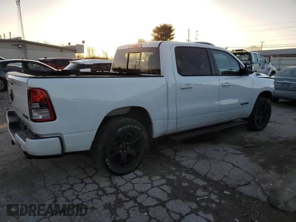 2020 Ram 1500 Big Horn с VIN 1C6SRFFT3LN347632, выставлен на аукционе Copart как лот 85278504 с пробегом 55 938 миль миль и Списание • Salvage title. История ставок и продаж доступна на DreamBid. Изображение 3.