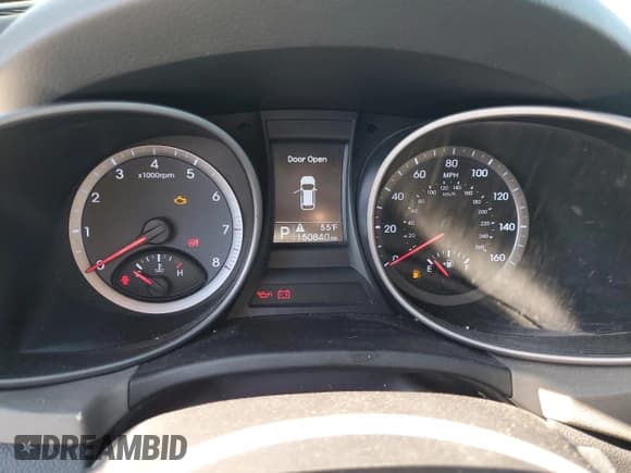 ✅ 2015 Hyundai Santa Fe • VIN: 5XYZT3LB7FG236516 • Lot: 89712495. Listed on Copart with 150,840 mi. Free auction sales archive from the USA and detailed vehicle history report at DreamBid. Image 9.