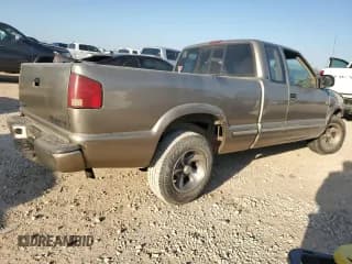 ✅ 2000 Chevrolet S-10 LS • VIN: 1GCCS19W6Y8202598 • Лот: 47307035. Опубликован ранее на Copart с пробегом 216 670 миль. Бесплатный доступ к архиву аукционных продаж из США и подробный отчёт об истории автомобиля на DreamBid. Изображение 3.