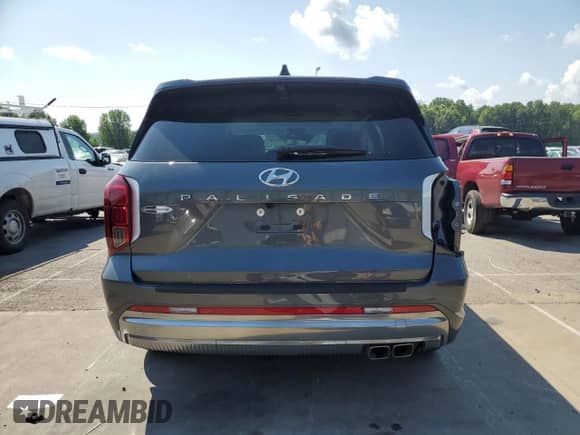 2025 Hyundai Palisade Calligraphy with VIN KM8R74GE9SU869943, listed as a Copart auction lot 54601985 with 4,207 mi miles and Salvage title. Bid and sale history available at DreamBid. Image 6.