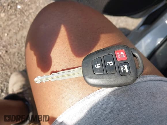 ✅ 2018 Toyota Corolla L • VIN: 2T1BURHE6JC010315 • Lot: 42176684. Listed on IAAI with 75,262 mi. Free auction sales archive from the USA and detailed vehicle history report at DreamBid. Image 11.