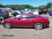 ✅ 2007 Jaguar XK • VIN: SAJDA43B375B00145 • Lot: 42774750. Wystawiony na IAAI z przebiegiem 147 315 mil. Bezpłatny archiwum sprzedaży aukcyjnych z USA i szczegółowy raport historii pojazdu na DreamBid. Zdjęcie 14.
