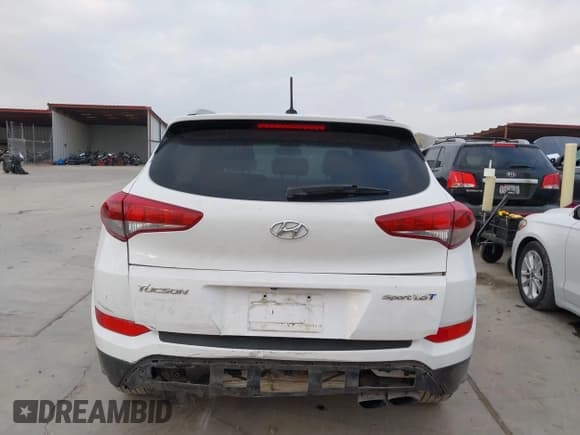 ✅ 2016 Hyundai Tucson Limited • VIN: KM8J33A26GU221131 • Лот: 43500624. Опубликован ранее на IAAI с пробегом 126 733 миль. Бесплатный доступ к архиву аукционных продаж из США и подробный отчёт об истории автомобиля на DreamBid. Изображение 16.