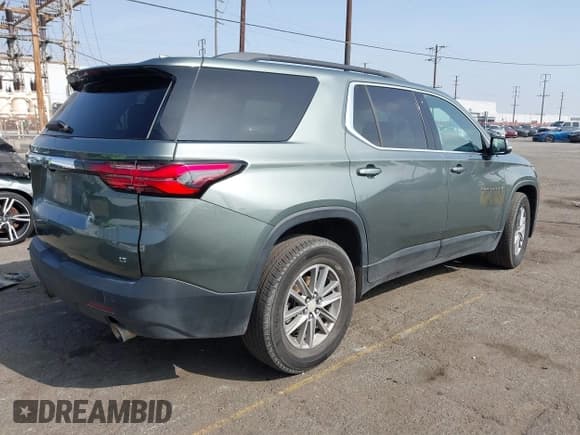✅ 2022 Chevrolet Traverse LT Cloth • VIN: 1GNERGKW5NJ142259 • Lot: 43627829. Listed on IAAI with 62,800 mi. Free auction sales archive from the USA and detailed vehicle history report at DreamBid. Image 4.