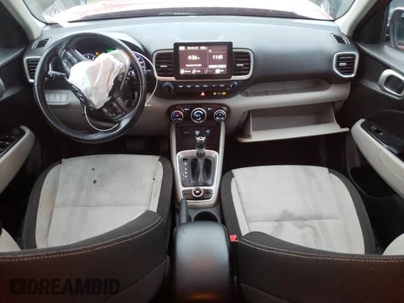 ✅ 2020 Hyundai Venue SEL • VIN: KMHRC8A3XLU031237 • Lot: 81523474. Listed on Copart with 69,178 mi. Free auction sales archive from the USA and detailed vehicle history report at DreamBid. Image 8.