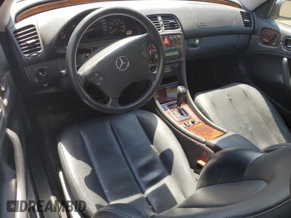 ✅ 2002 Mercedes-Benz CLK 320/430 • VIN: WDBLJ65G82T119692 • Lot: 54259475. Listed on Copart with Not provided. Free auction sales archive from the USA and detailed vehicle history report at DreamBid. Image 8.