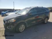 ✅ 2016 Kia Sorento LX • VIN: 5XYPGDA34GG061351 • Lot: 93342815. Wystawiony na Copart z przebiegiem 181 369 mil. Bezpłatny archiwum sprzedaży aukcyjnych z USA i szczegółowy raport historii pojazdu na DreamBid. Zdjęcie 1.