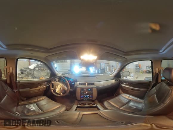 ✅ 2011 Chevrolet Suburban • VIN: MI0206A381N062111 • Lot: 43635065. Listed on Copart with 164,599 mi. Free auction sales archive from the USA and detailed vehicle history report at DreamBid. Image 13.