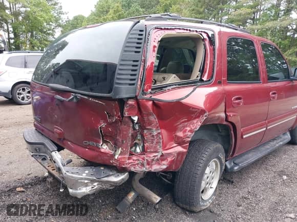 2002 Chevrolet Tahoe LS с VIN 1GNEC13Z22R290597, выставлен на аукционе IAAI как лот 43323146 с пробегом 285 749 миль миль и . История ставок и продаж доступна на DreamBid. Изображение 6.