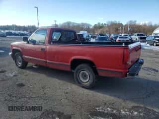 1988 Chevrolet Silverado 2500 z VIN 2GCFC24K6J1292042, wystawiony jako Copart lot #45646645 z przebiegiem 9 558 mil mil oraz Szkoda całkowita • Salvage title. Historia ofert i sprzedaży dostępna na DreamBid. Obrazek 2.
