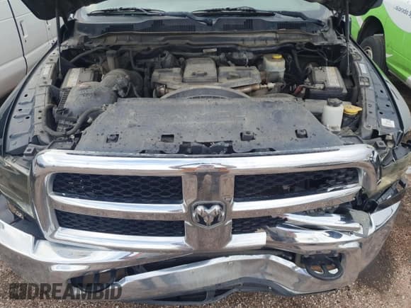 ✅ 2015 Ram 2500 Tradesman • VIN: 3C6UR5HL5FG576763 • Лот: 66527185. Опубликован ранее на Copart с пробегом 251 742 миль. Бесплатный доступ к архиву аукционных продаж из США и подробный отчёт об истории автомобиля на DreamBid. Изображение 11.