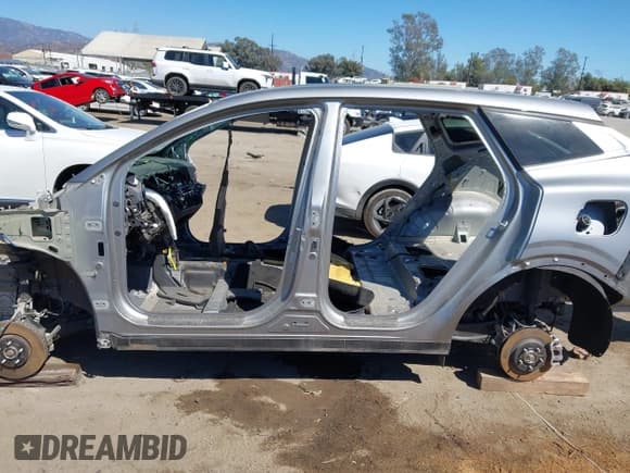 ✅ 2023 Kia Sportage LX • VIN: KNDPUCAG6P7109337 • Lot: 43173773. Listed on IAAI with Not provided. Free auction sales archive from the USA and detailed vehicle history report at DreamBid. Image 13.