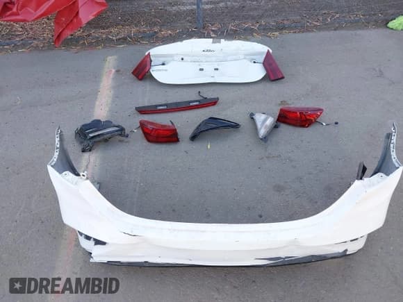 ✅ 2020 Kia Forte LXS • VIN: 3KPF24AD6LE257057 • Лот: 43165864. Опубликован ранее на IAAI с пробегом 83 508 миль. Бесплатный доступ к архиву аукционных продаж из США и подробный отчёт об истории автомобиля на DreamBid. Изображение 12.