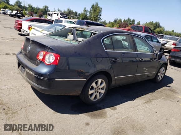 ✅ 2007 Volkswagen Passat 2.0T • VIN: WVWAK73C57P007265 • Lot: 64480075. Wystawiony na Copart z przebiegiem 144 470 mil. Bezpłatny archiwum sprzedaży aukcyjnych z USA i szczegółowy raport historii pojazdu na DreamBid. Zdjęcie 3.