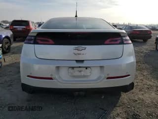 ✅ 2014 Chevrolet Volt • VIN: 1G1RH6E42EU161036 • Lot: 84046814. Wystawiony na Copart z przebiegiem 156 718 mil. Bezpłatny archiwum sprzedaży aukcyjnych z USA i szczegółowy raport historii pojazdu na DreamBid. Zdjęcie 6.