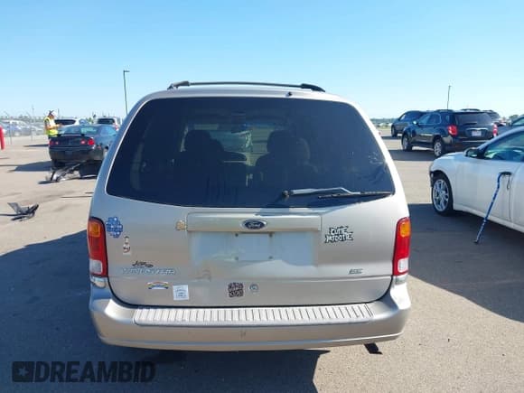 ✅ 2003 Ford Windstar SE • VIN: 2FMZA524X3BA56544 • Lot: 42636341. Wystawiony na IAAI z przebiegiem 189 299 mil. Bezpłatny archiwum sprzedaży aukcyjnych z USA i szczegółowy raport historii pojazdu na DreamBid. Zdjęcie 16.