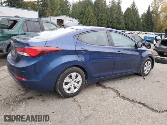 ✅ 2016 Hyundai Elantra SE • VIN: 5NPDH4AE1GH707293 • Lot: 90349095. Wystawiony na Copart z przebiegiem 117 755 mil. Bezpłatny archiwum sprzedaży aukcyjnych z USA i szczegółowy raport historii pojazdu na DreamBid. Zdjęcie 3.