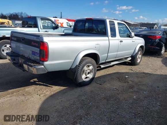 ✅ 2000 Nissan Frontier XE • VIN: 1N6ED26Y7YC412605 • Лот: 43816802. Опубликован ранее на IAAI с пробегом 280 025 миль. Бесплатный доступ к архиву аукционных продаж из США и подробный отчёт об истории автомобиля на DreamBid. Изображение 4.