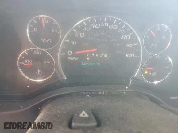 ✅ 2014 Chevrolet Express Cargo • VIN: 1GCWGGBA3E1210372 • Lot: 42110205. Listed on Copart with 124,309 mi. Free auction sales archive from the USA and detailed vehicle history report at DreamBid. Image 9.