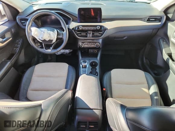 ✅ 2021 Ford Escape Titanium • VIN: 1FMCU9J92MUA06086 • Лот: 92682615. Опубликован ранее на Copart с пробегом 85 975 миль. Бесплатный доступ к архиву аукционных продаж из США и подробный отчёт об истории автомобиля на DreamBid. Изображение 8.