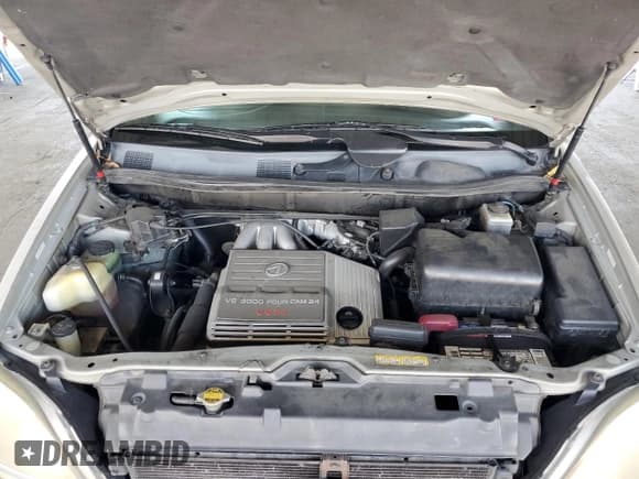 ✅ 2000 Lexus RX 300 • VIN: JT6GF10U1Y0065853 • Lot: 92240645. Listed on Copart with 196,698 mi. Free auction sales archive from the USA and detailed vehicle history report at DreamBid. Image 11.