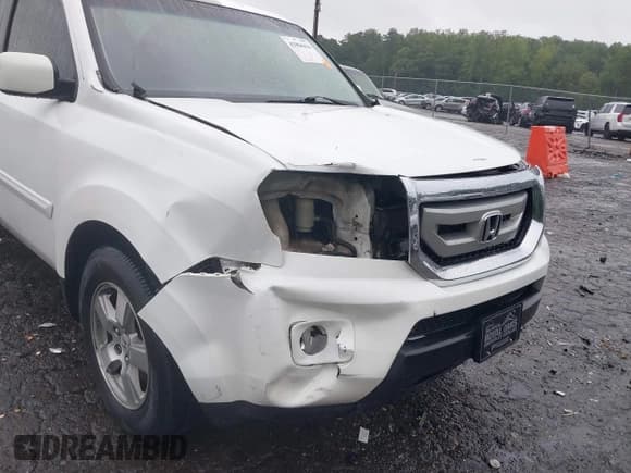 ✅ 2009 Honda Pilot EX-L • VIN: 5FNYF38549B024805 • Lot: 42904416. Wystawiony na IAAI z przebiegiem 221 601 mil. Bezpłatny archiwum sprzedaży aukcyjnych z USA i szczegółowy raport historii pojazdu na DreamBid. Zdjęcie 6.