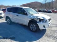 ✅ 2010 Toyota RAV4 • VIN: 2T3BF4DV7AW068278 • Lot: 43593809. Wystawiony na IAAI z przebiegiem 123 770 mil. Bezpłatny archiwum sprzedaży aukcyjnych z USA i szczegółowy raport historii pojazdu na DreamBid. Zdjęcie 1.