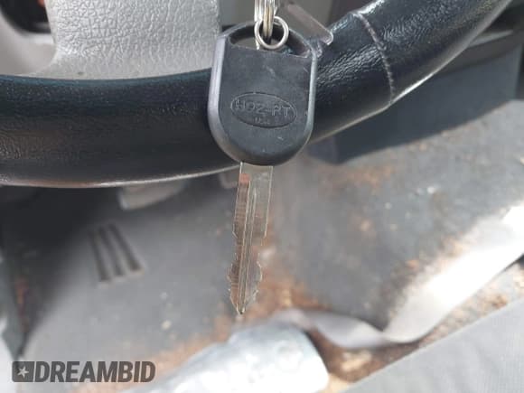 ✅ 2005 Ford F-150 XLT • VIN: 1FTPW14525FA56437 • Лот: 42065384. Опубликован ранее на IAAI с пробегом 268 475 миль. Бесплатный доступ к архиву аукционных продаж из США и подробный отчёт об истории автомобиля на DreamBid. Изображение 11.