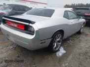✅ 2012 Dodge Challenger SXT • VIN: 2C3CDYAG1CH180881 • Lot: 41072621. Wystawiony na IAAI z przebiegiem 147 610 mil. Bezpłatny archiwum sprzedaży aukcyjnych z USA i szczegółowy raport historii pojazdu na DreamBid. Zdjęcie 4.