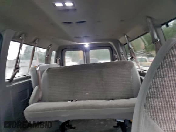 ✅ 2000 Ford Econoline Passenger XL • VIN: 1FBSS31L2YHB09249 • Lot: 95210435. Listed on Copart with 284,378 mi. Free auction sales archive from the USA and detailed vehicle history report at DreamBid. Image 10.